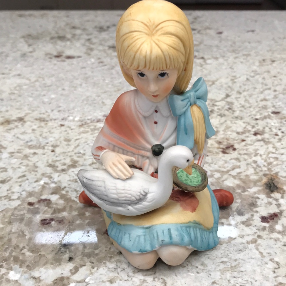 Andrea by Sadek Vintage Girl Figurine